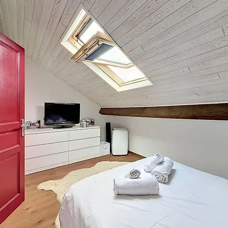 Duplex En Hyper Centre à Pieds * Biarritz